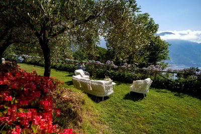 Luxury Villa Photo #6