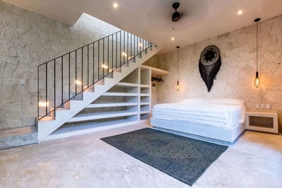 Luxury Villa Photo #16