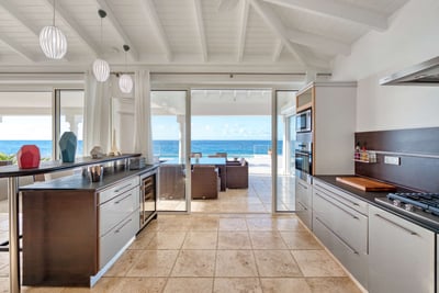 Luxury Villa Photo #12