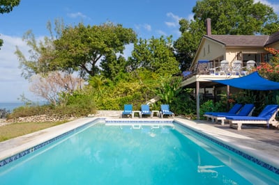 Luxury Villa Photo #6