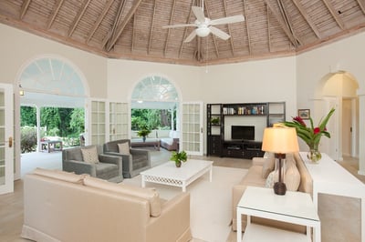 Luxury Villa Photo #12