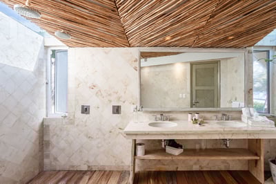 Luxury Villa Photo #15