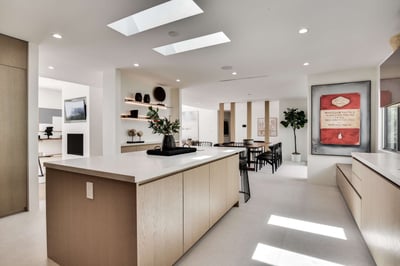 Luxury Villa Photo #18