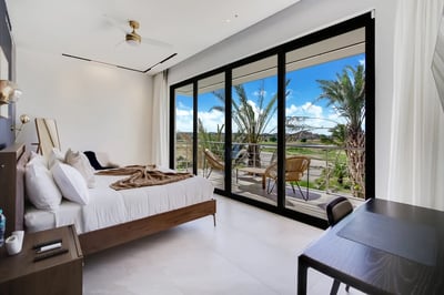 Luxury Villa Photo #64