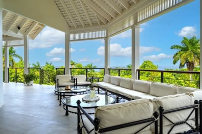 Luxury Villa Photo #6