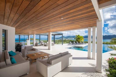 Luxury Villa Photo #8