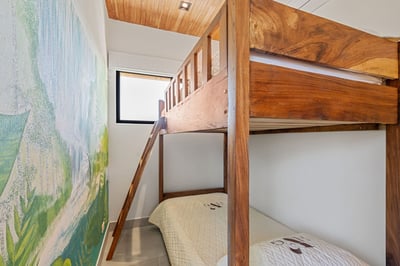 Main House Bunk-Bedroom 5  – 2nd Floor