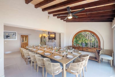 Luxury Villa Photo #14