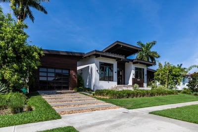 Luxury Villa Photo #4