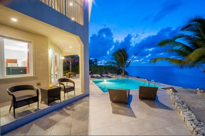Luxury Villa Photo #7