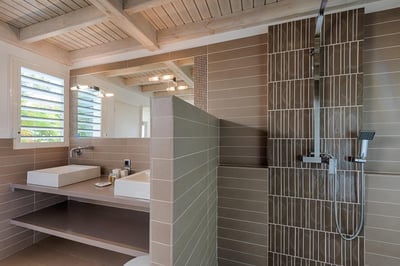 Luxury Villa Photo #28
