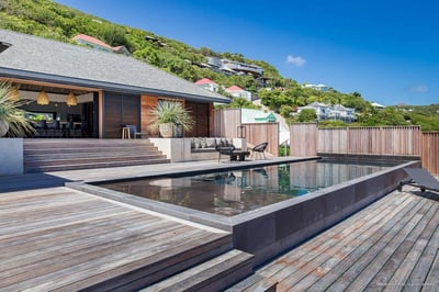 Luxury Villa Photo #6