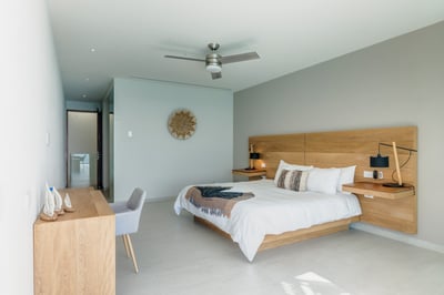Luxury Villa Photo #34