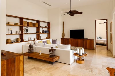 Luxury Villa Photo #12