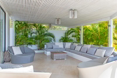 Luxury Villa Photo #5