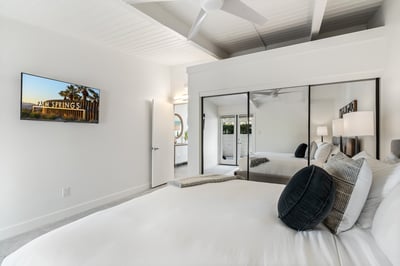 Luxury Villa Photo #49