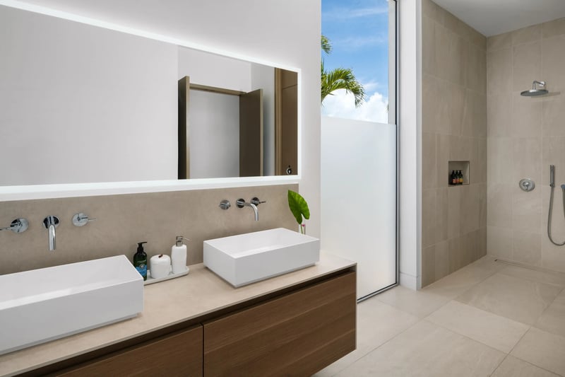 5 Bedroom Ocean Banks Estate