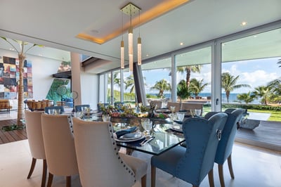 Luxury Villa Photo #8