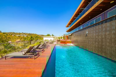 Luxury Villa Photo #6