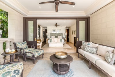 Luxury Villa Photo #49