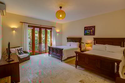 Luxury Villa Photo #57
