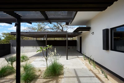 Luxury Villa Photo #8