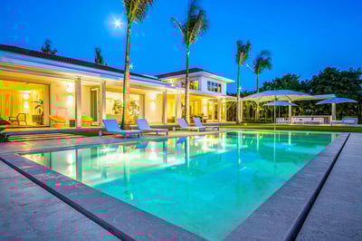 Luxury Villa Photo #7