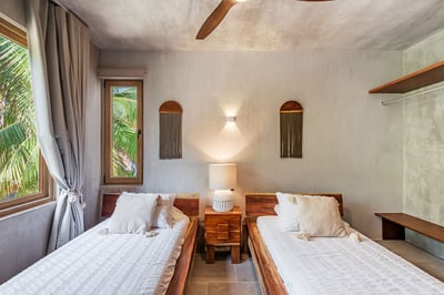 Luxury Villa Photo #51