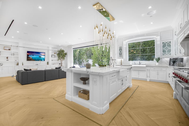 Spaulding Ave Farmhouse