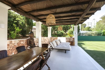 Luxury Villa Photo #9