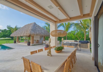 Luxury Villa Photo #12