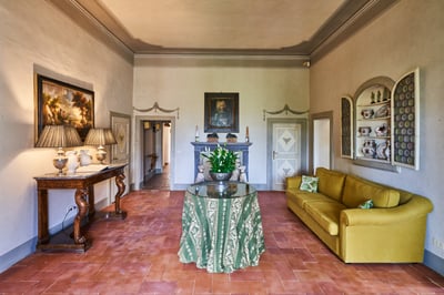 Luxury Villa Photo #28