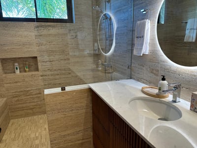 Luxury Villa Photo #35