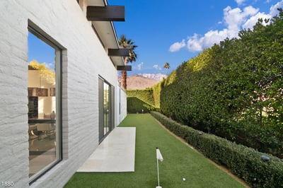 Luxury Villa Photo #18