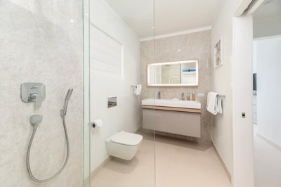 Luxury Villa Photo #24