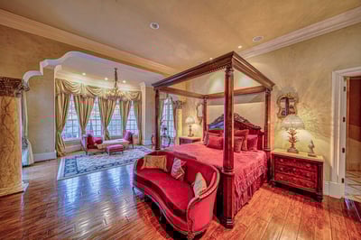 Luxury Villa Photo #28