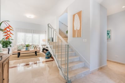 Luxury Villa Photo #12