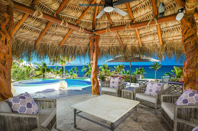 Luxury Villa Photo #11