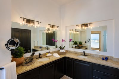 Luxury Villa Photo #31