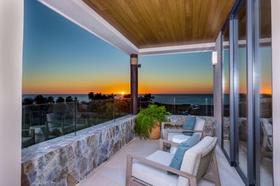 Luxury Villa Photo #6