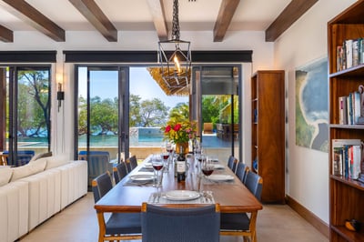 Luxury Villa Photo #10
