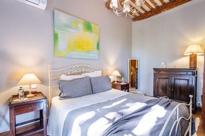 Luxury Villa Photo #37