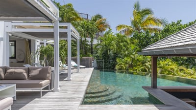 Luxury Villa Photo #3