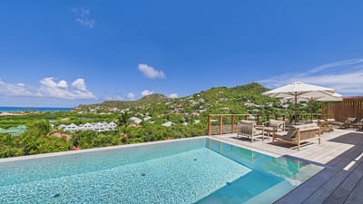 Luxury Villa Photo #9
