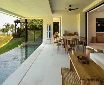 Luxury Villa Photo #2