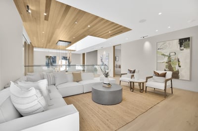 Luxury Villa Photo #46