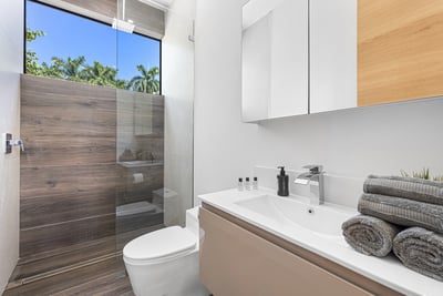 Luxury Villa Photo #43