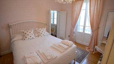 Luxury Villa Photo #19