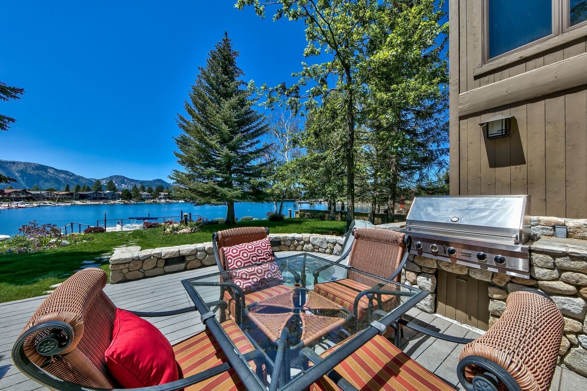 Waterfront Estate - 2