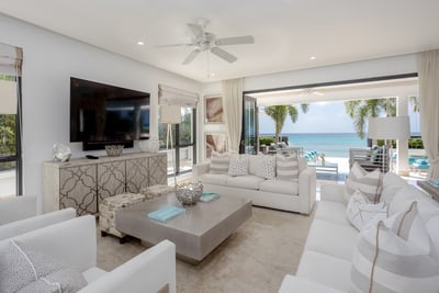 Luxury Villa Photo #9